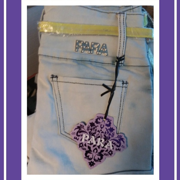 🔥 Embellished, belted shorts..NO OFFERS - Picture 4 of 4